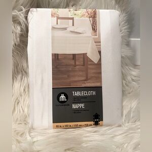 Brand New White Denley Striped tablecloth table linen